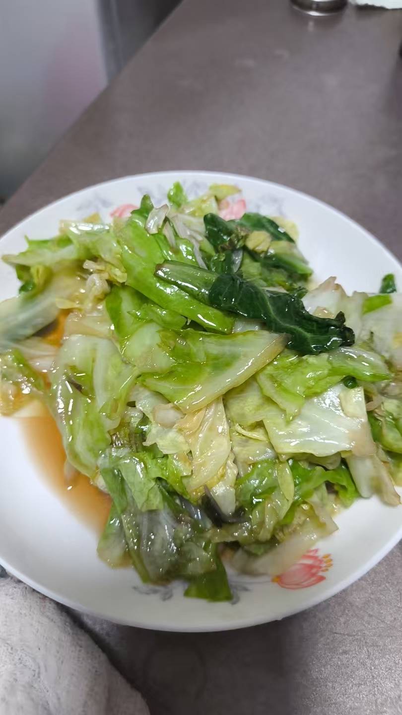 老哥们，花几块钱买点菜，又是一顿，干净卫生


39 / 作者:回不到的过去丶 / 