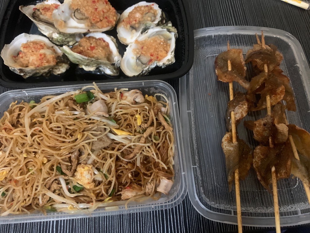 吃老哥们1.5

27 / 作者:小鬼是魔鬼 / 