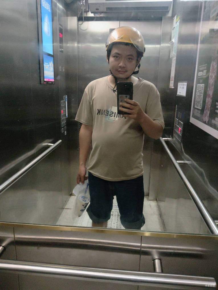 起床尿尿有毛没

92 / 作者:lfc8 / 