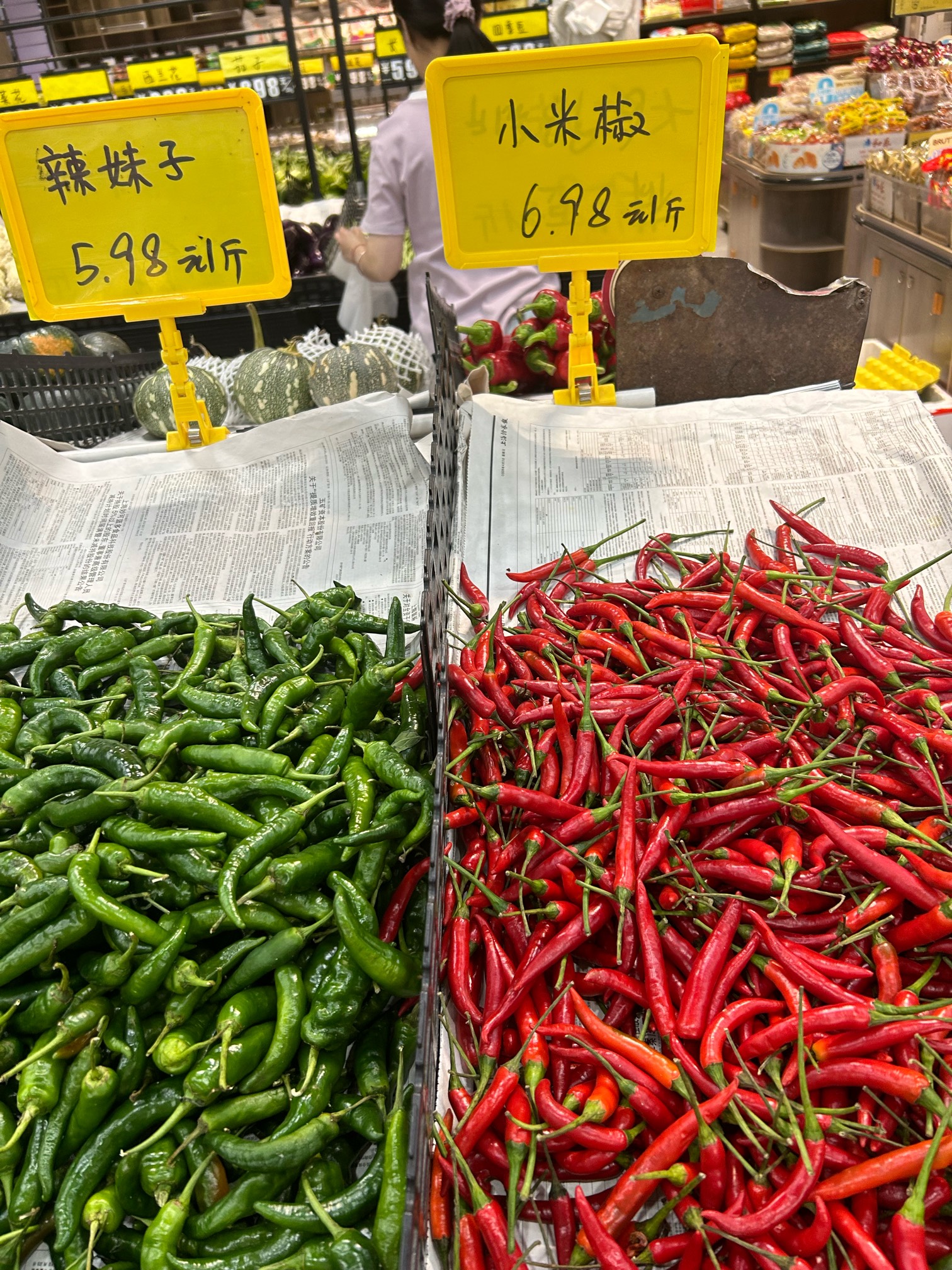 老哥们捡不捡，过路人好多不好意思

33 / 作者:素质低下 / 