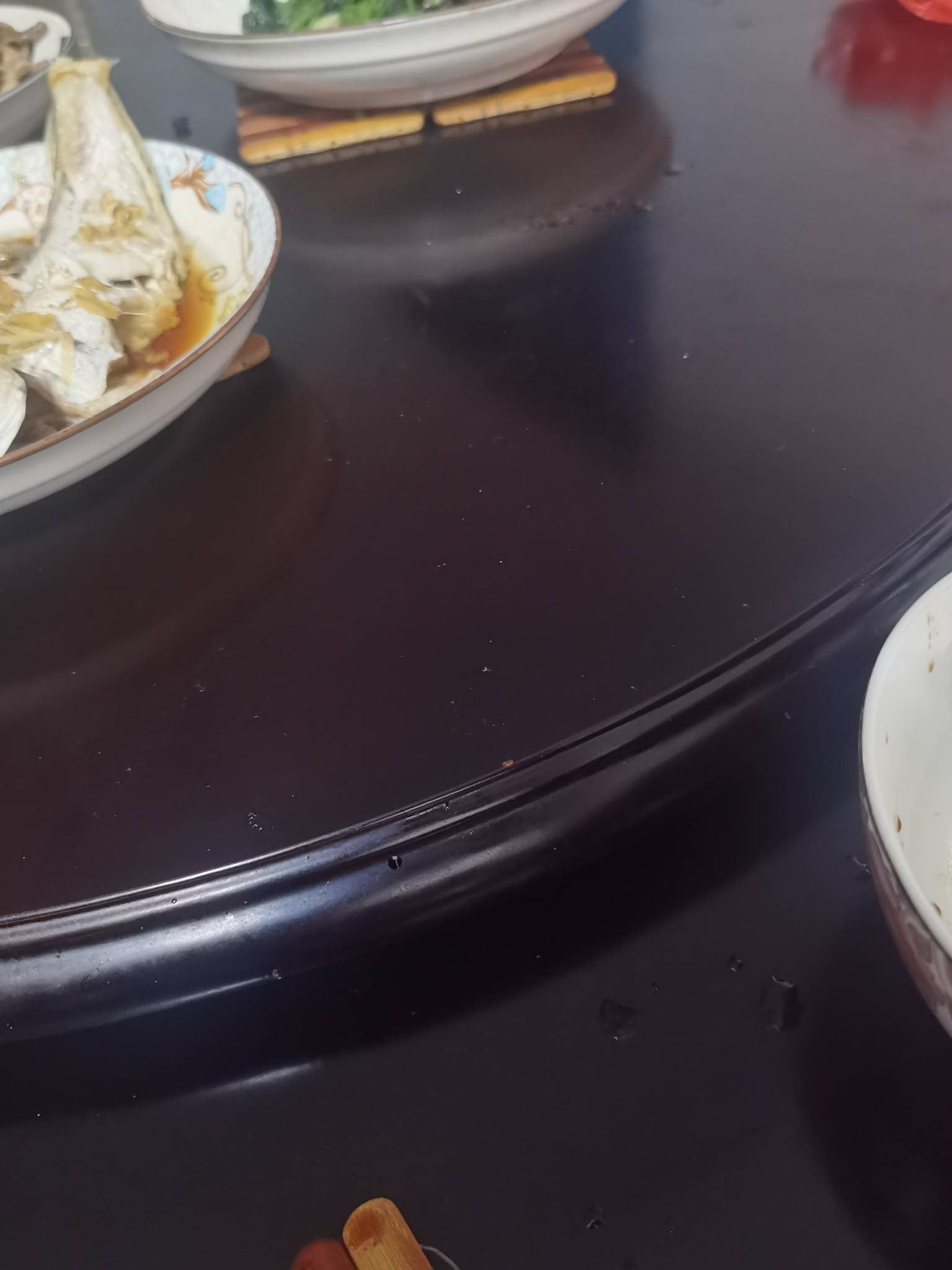 老哥们发财我不哭，看到你们吃那么好我真哭了勾八小弟在家天天吃的都快要出家了。我家57 / 作者:夜盼天明 / 