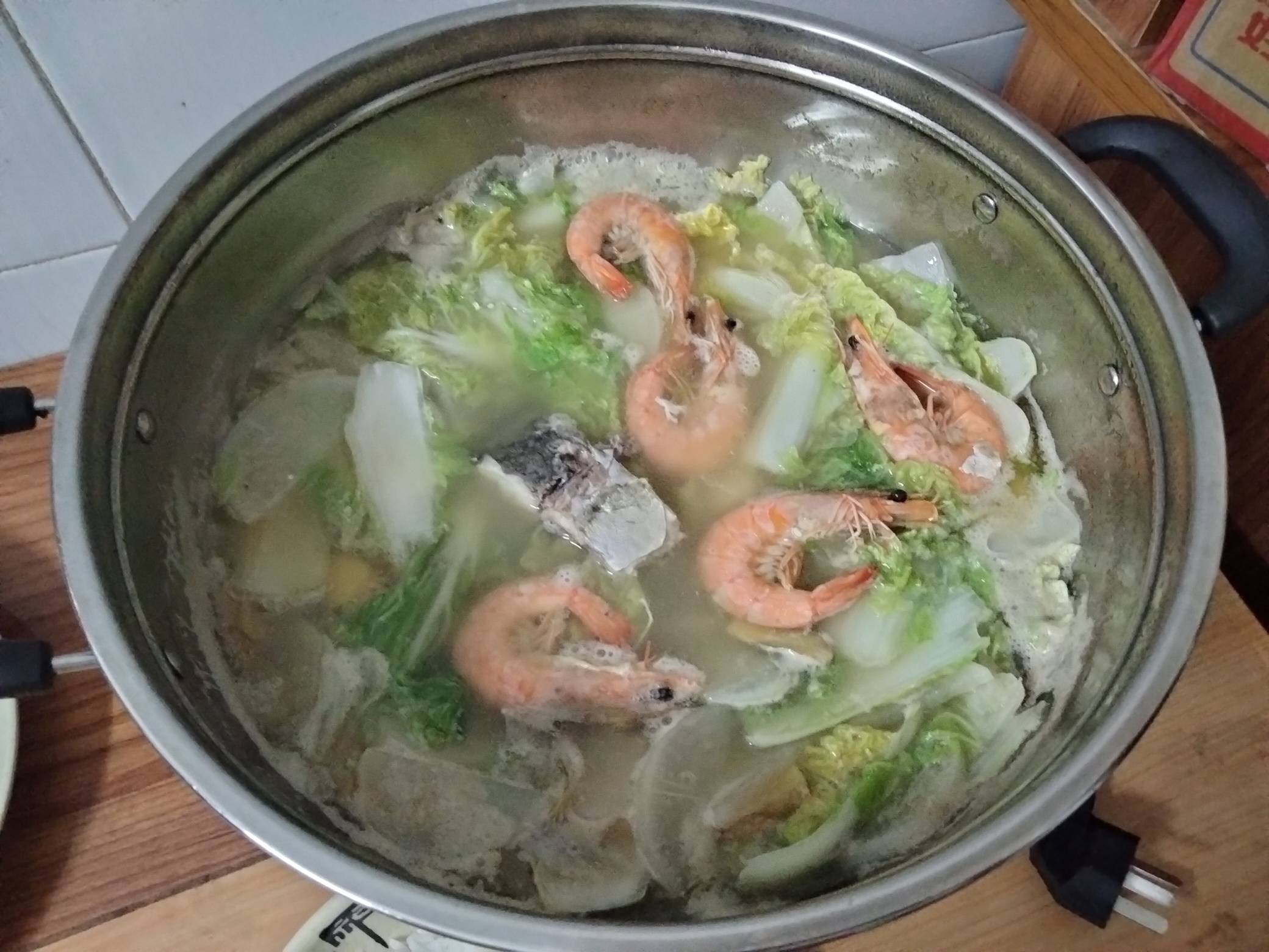 还有点晚饭的剩菜，当做夜宵了，自己搞菜做饭的好处就是这样老哥们，饿了随时都可以吃35 / 作者:君子之交淡如水 / 