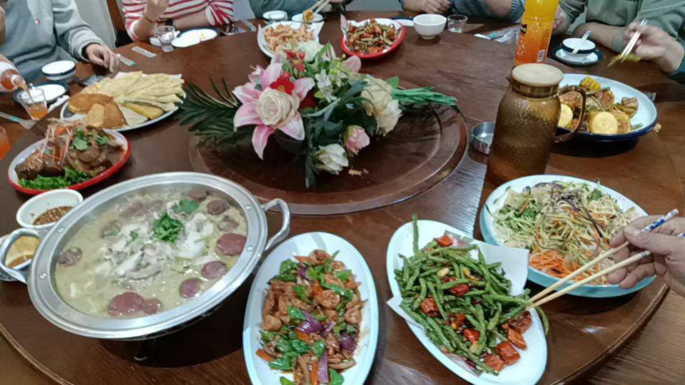 接上帖，连喝三天了，20号的时候我处的对象鞍山的，她妈妈找我吃饭，然后她舅舅和一些17 / 作者:泪水打湿豆豆鞋 / 