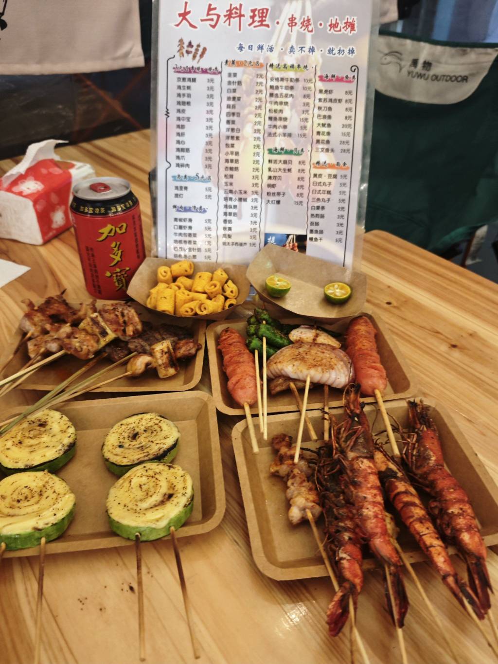 偷分的小可爱我日，害我吃不上饭，来回老哥诚信点，25出2200，饿了吃个好饭

2 / 作者:发抖66 / 