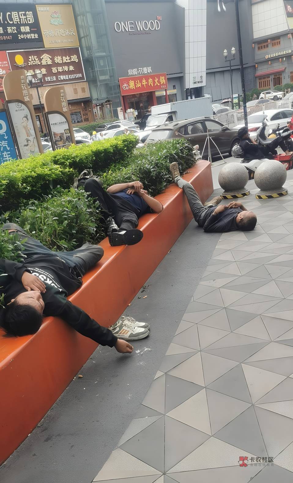 打卡



42 / 作者:湖南陈小春 / 