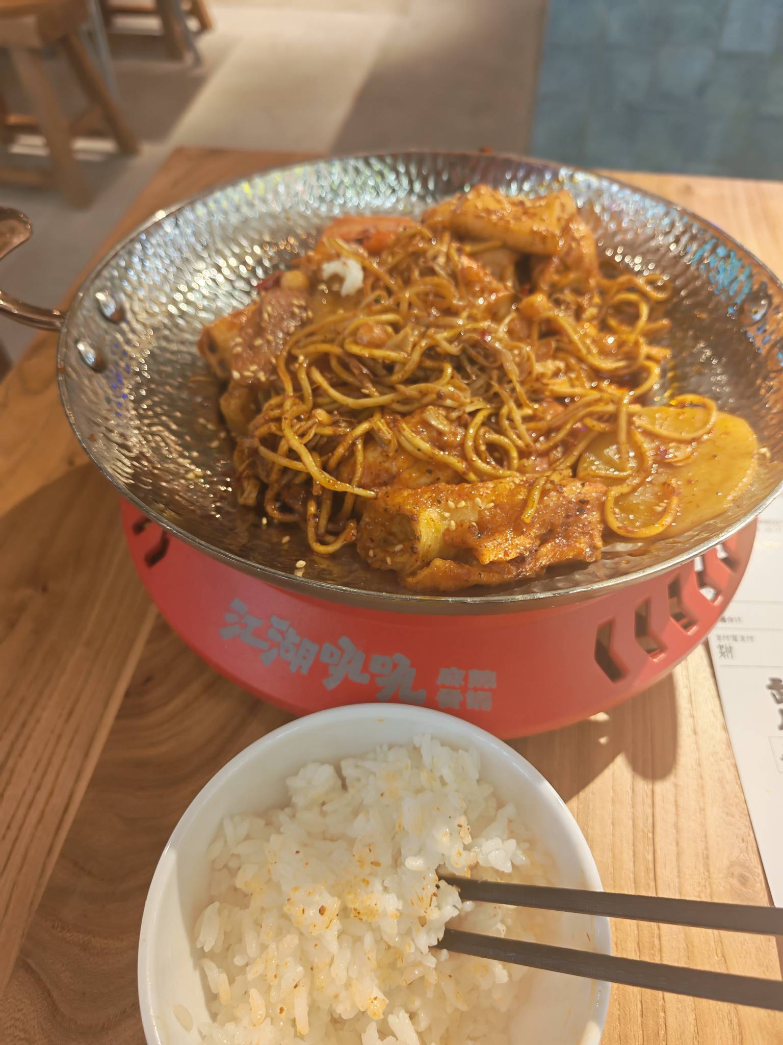 老哥们，吓死了，刚刚差一点付不上钱。支付宝里面就只留了35准备吃饭，幸亏没多点。不58 / 作者:逞强- / 