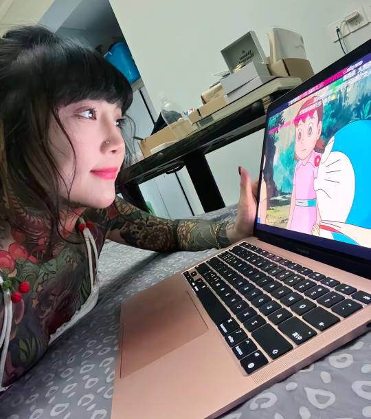 还有，快，速度，首发，五一不饿肚子指南，小长假结婚的太多了，找大酒店，饭店，天天17 / 作者:假老哥真挂壁 / 