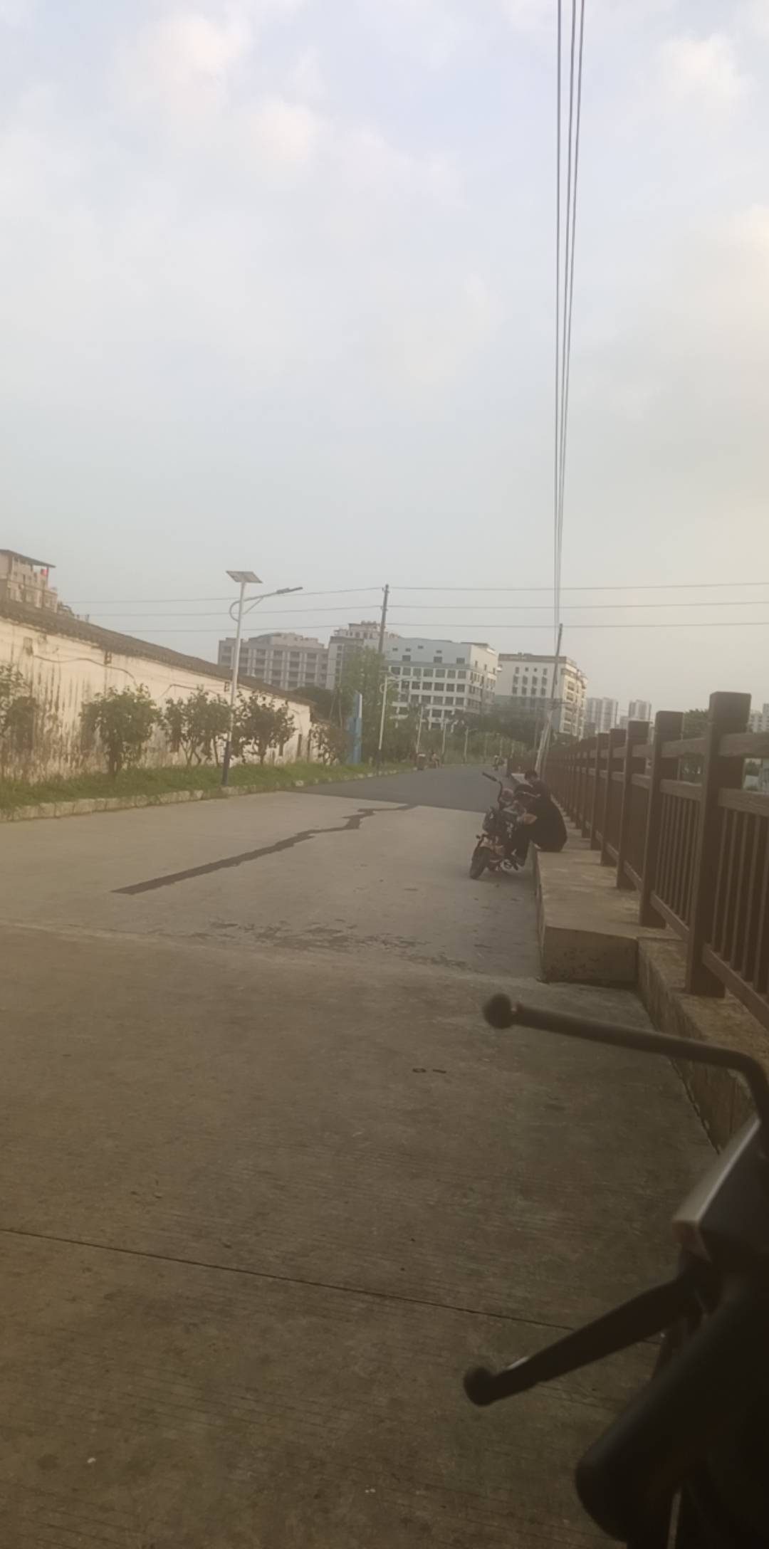 6年没上班不知道怎么活下来的


48 / 作者:A电 / 