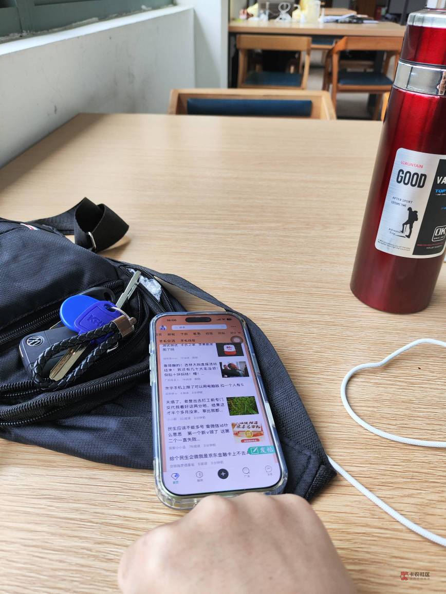 二手机，坏手机，没人收了？

61 / 作者:朱铁胆 / 