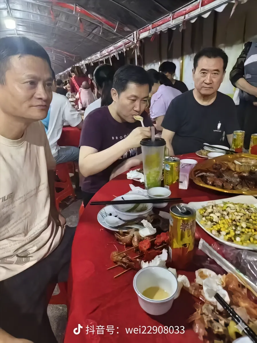 今天又被陌陌上的水果托骗了400多，还是自己hg，我就是太骚了

91 / 作者:建湖大黑户 / 