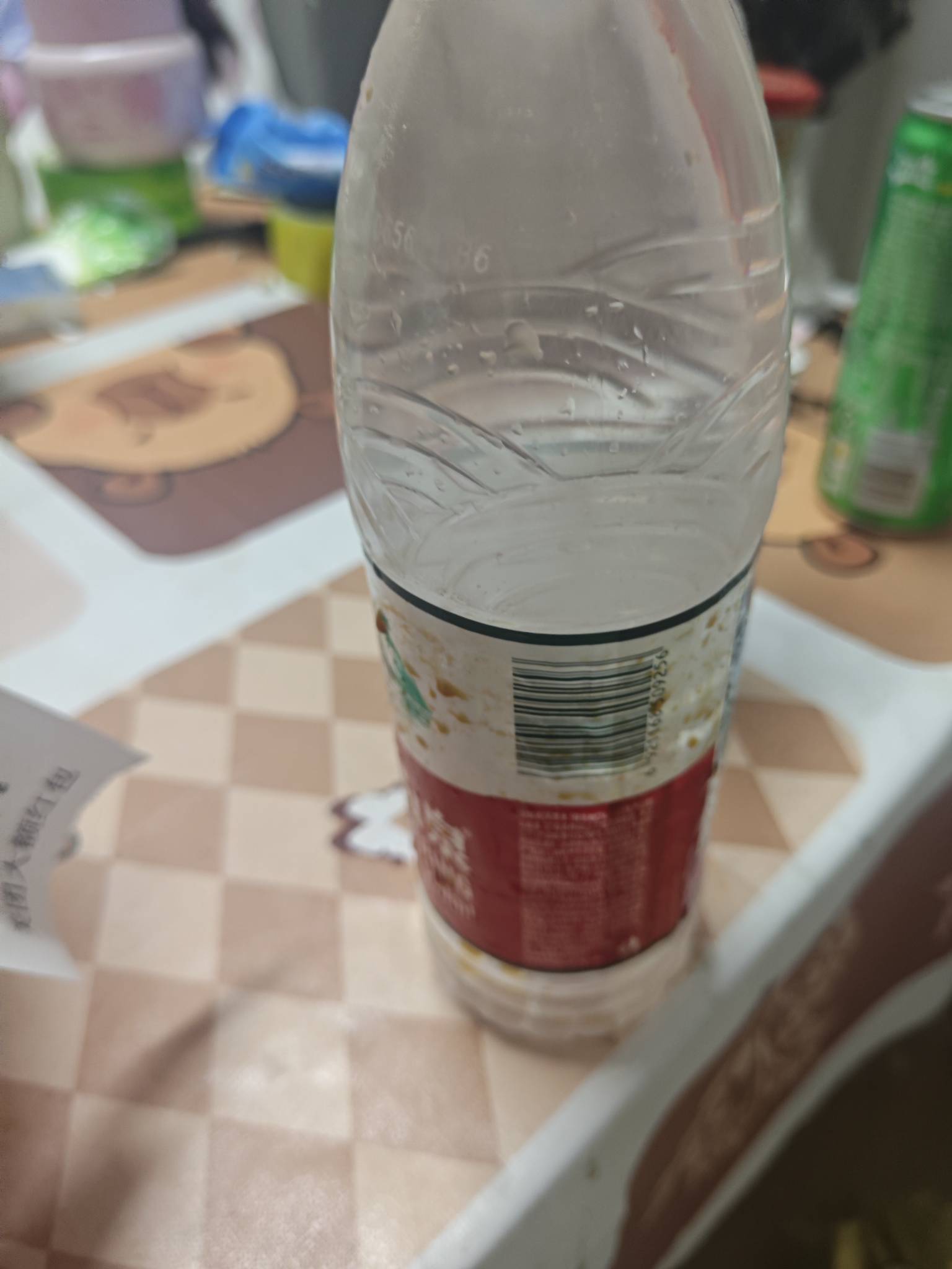 刚点了个小美的外卖，到了家撒了，我刚跟客服说撒了，客服直接给我退款了，加上返利的33 / 作者:南宫那个膜拜 / 