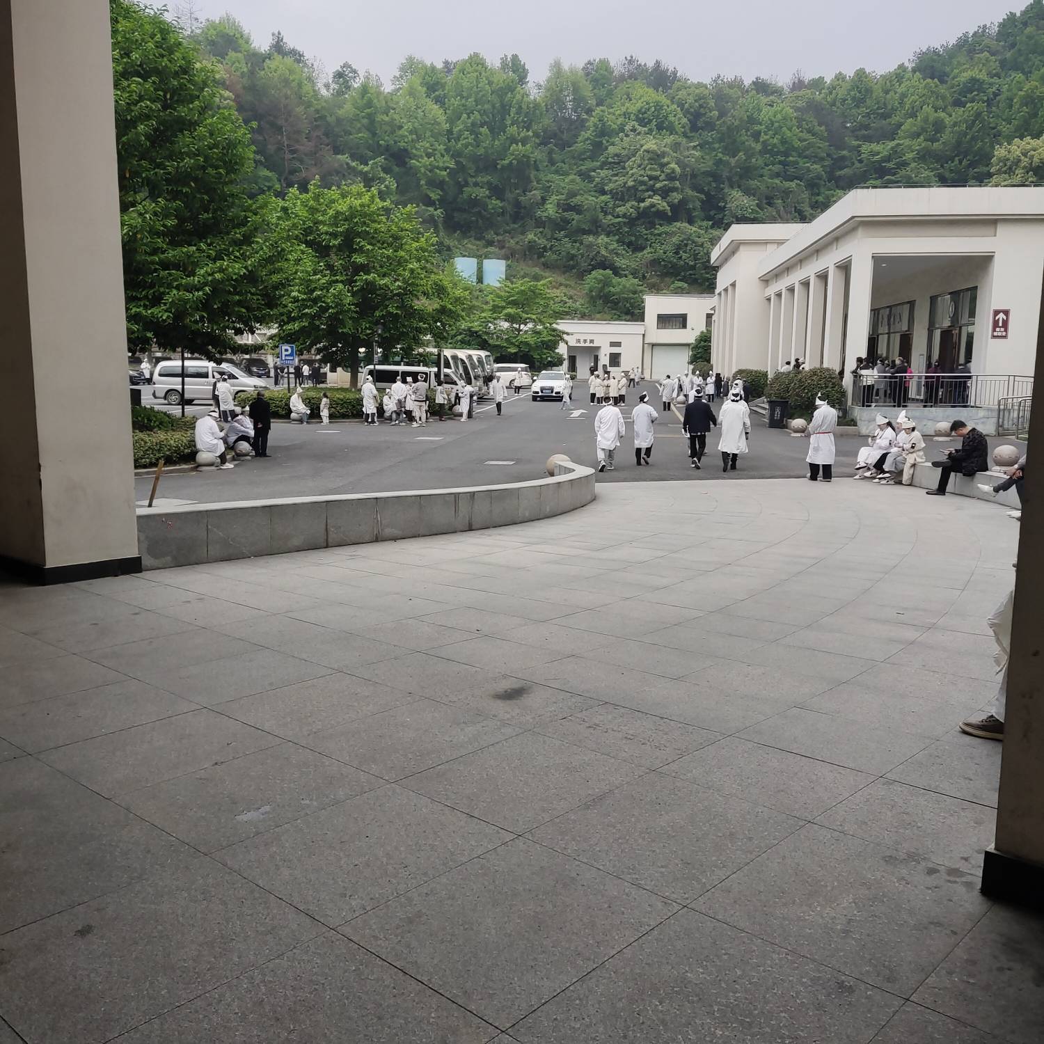 时隔20多年再次来到，人生终点站

18 / 作者:ksksj23 / 