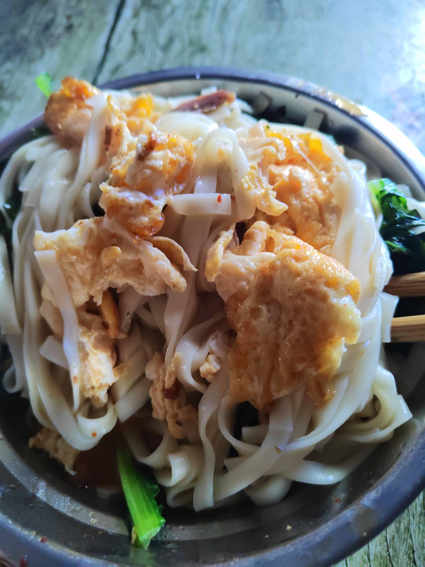 挂壁老哥在线卖挂壁面，8毛一份，要的留

91 / 作者:珂珂可可 / 