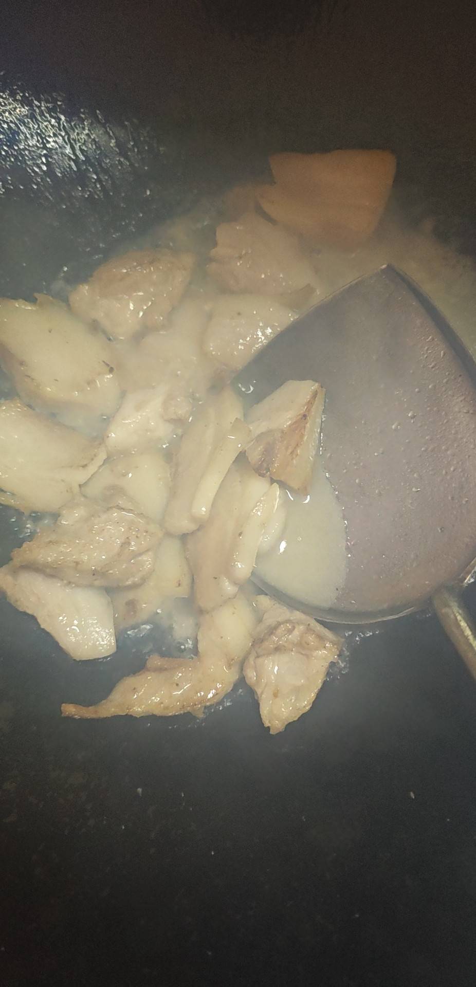 开饭了，开饭了，老哥们


90 / 作者:七匹狼二 / 