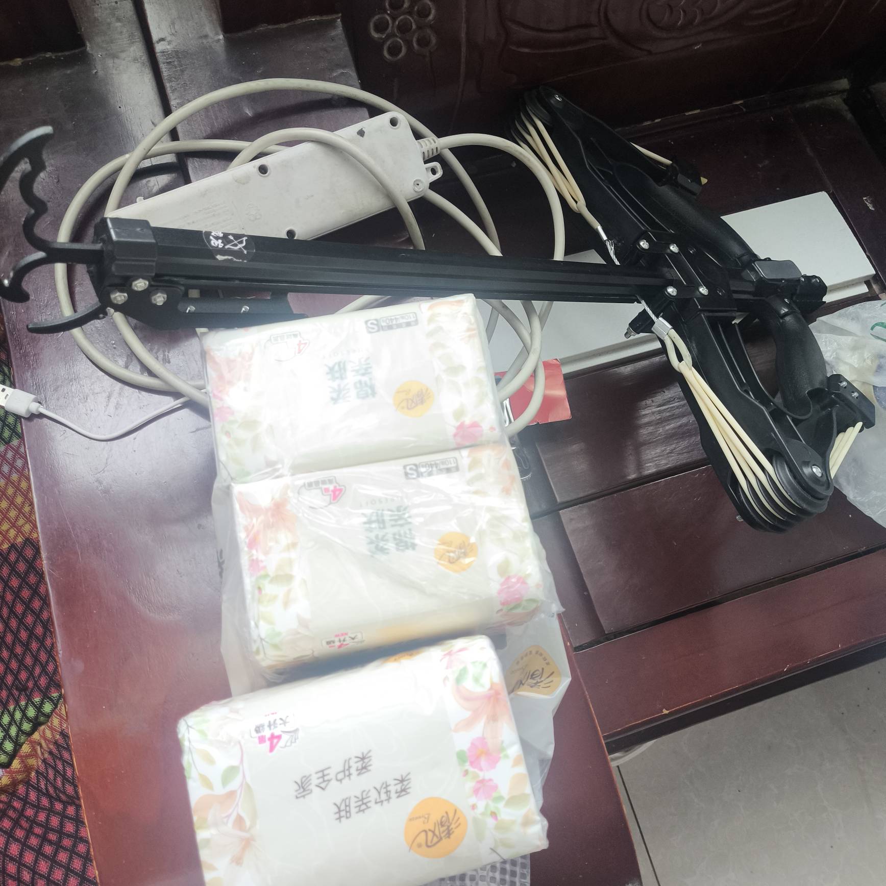 这飞机纸居然还真给了。新宁

57 / 作者:网恋被骗七万八 / 