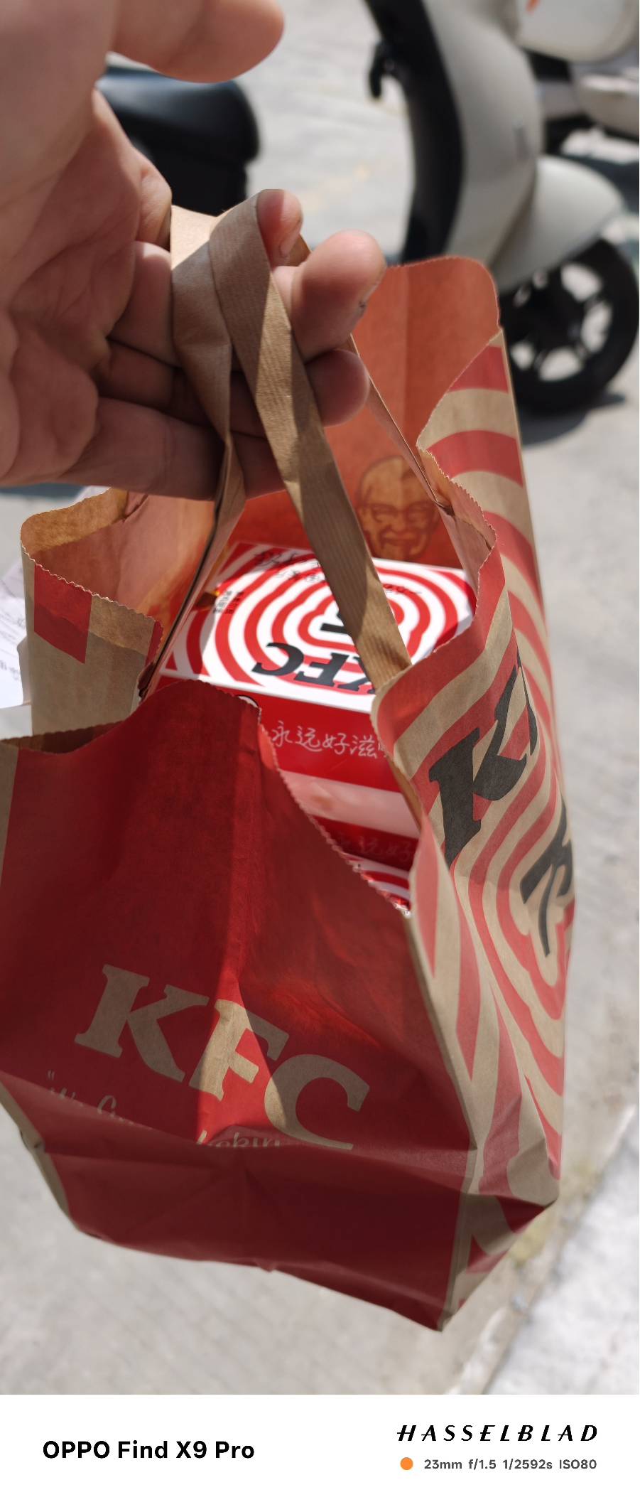 吃饭了老哥们

39 / 作者:中国工商银行卡农分行 / 