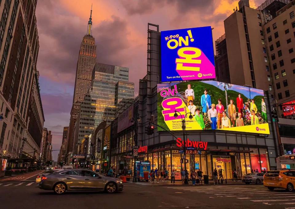 vr漏结的私我一下

35 / 作者:呆囧木木 / 