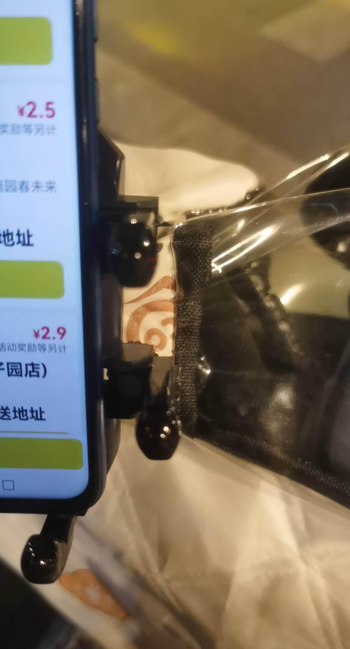 老哥们，送外卖比申请毛难多了，挂比野生众包仔，第38单，刚刚破120




25 / 作者:撸毛每一天 / 