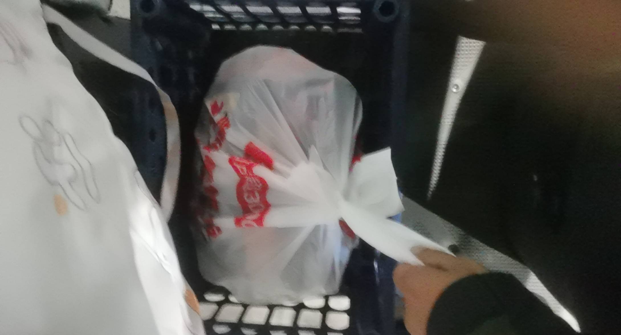 老哥们，送外卖比申请毛难多了，挂比野生众包仔，第38单，刚刚破120




52 / 作者:撸毛每一天 / 