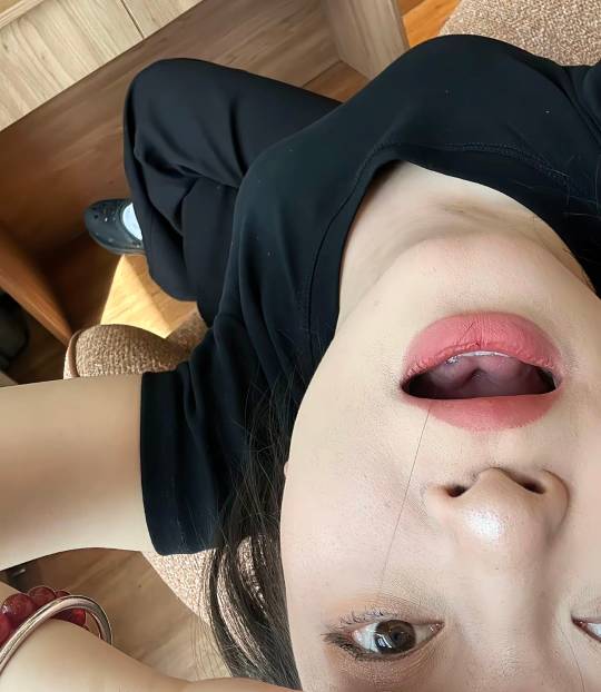 发票老哥们中那多200，800，都是多户的，去五个平台疯狂的抽，

15 / 作者:假老哥真挂壁 / 
