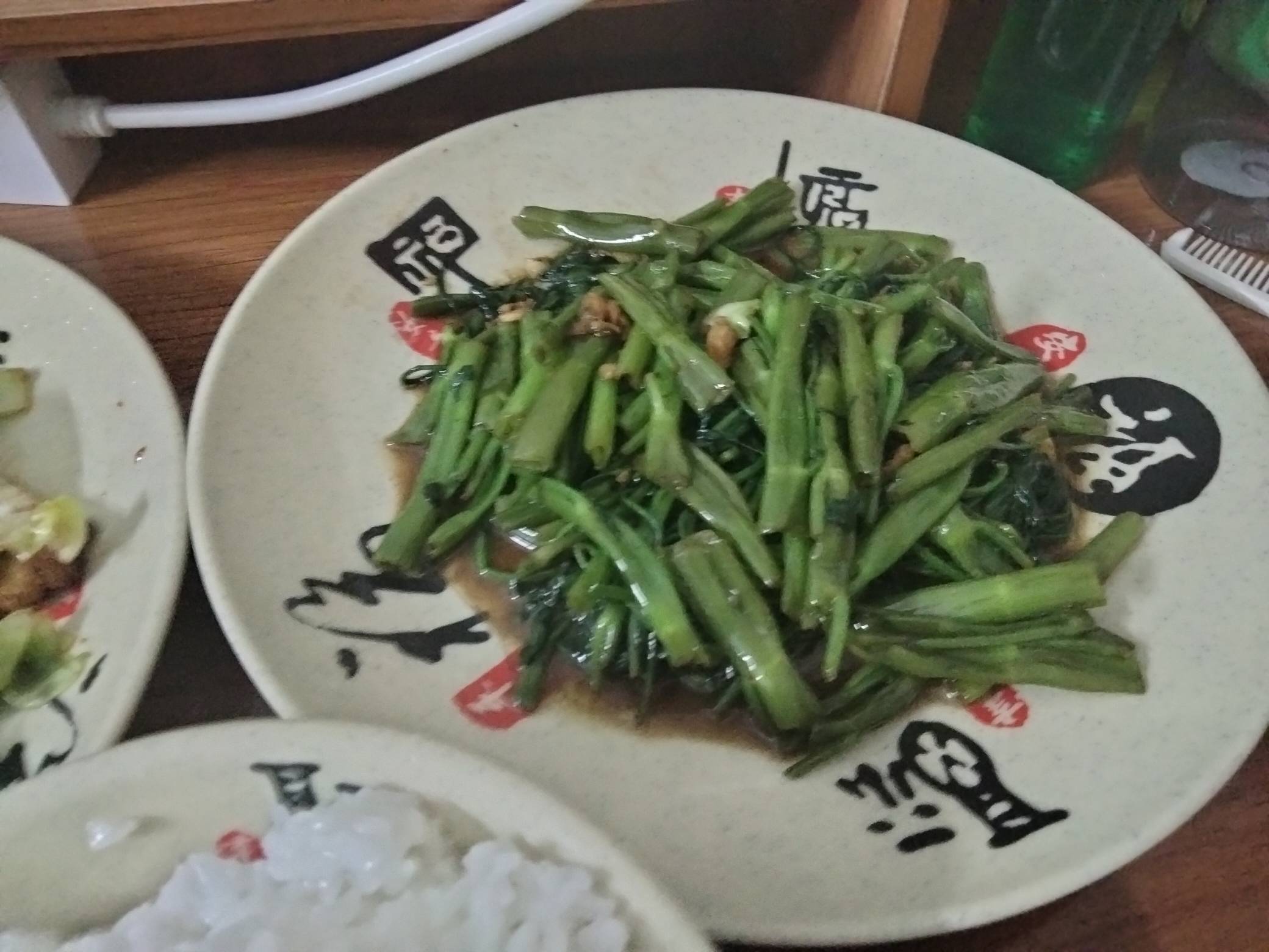 干饭了老哥们，这一餐都不到9块，自己做饭搞菜真花不了多少钱，花钱多主要是在房租水77 / 作者:君子之交淡如水 / 