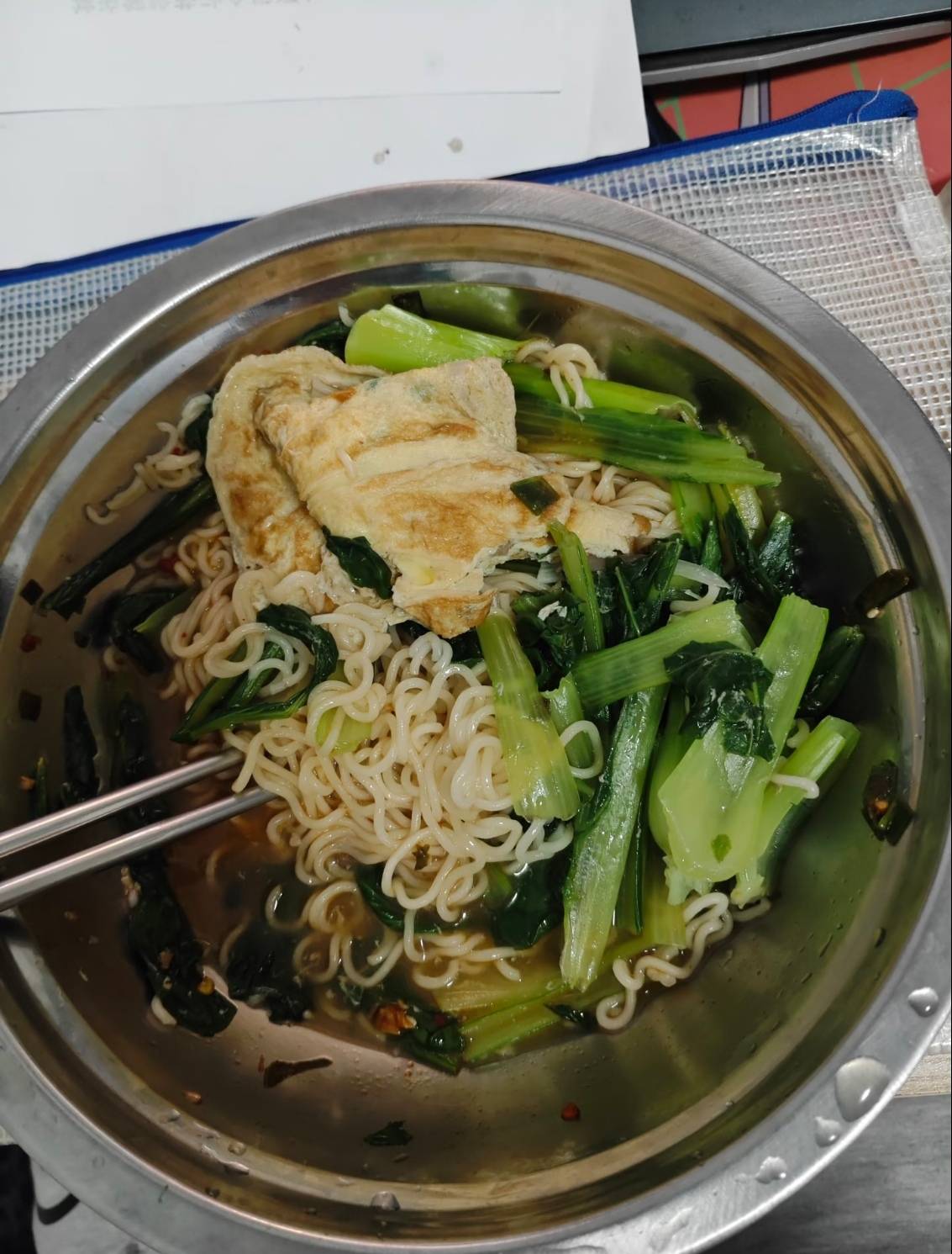 老哥们都吃了吗

55 / 作者:达不溜。 / 