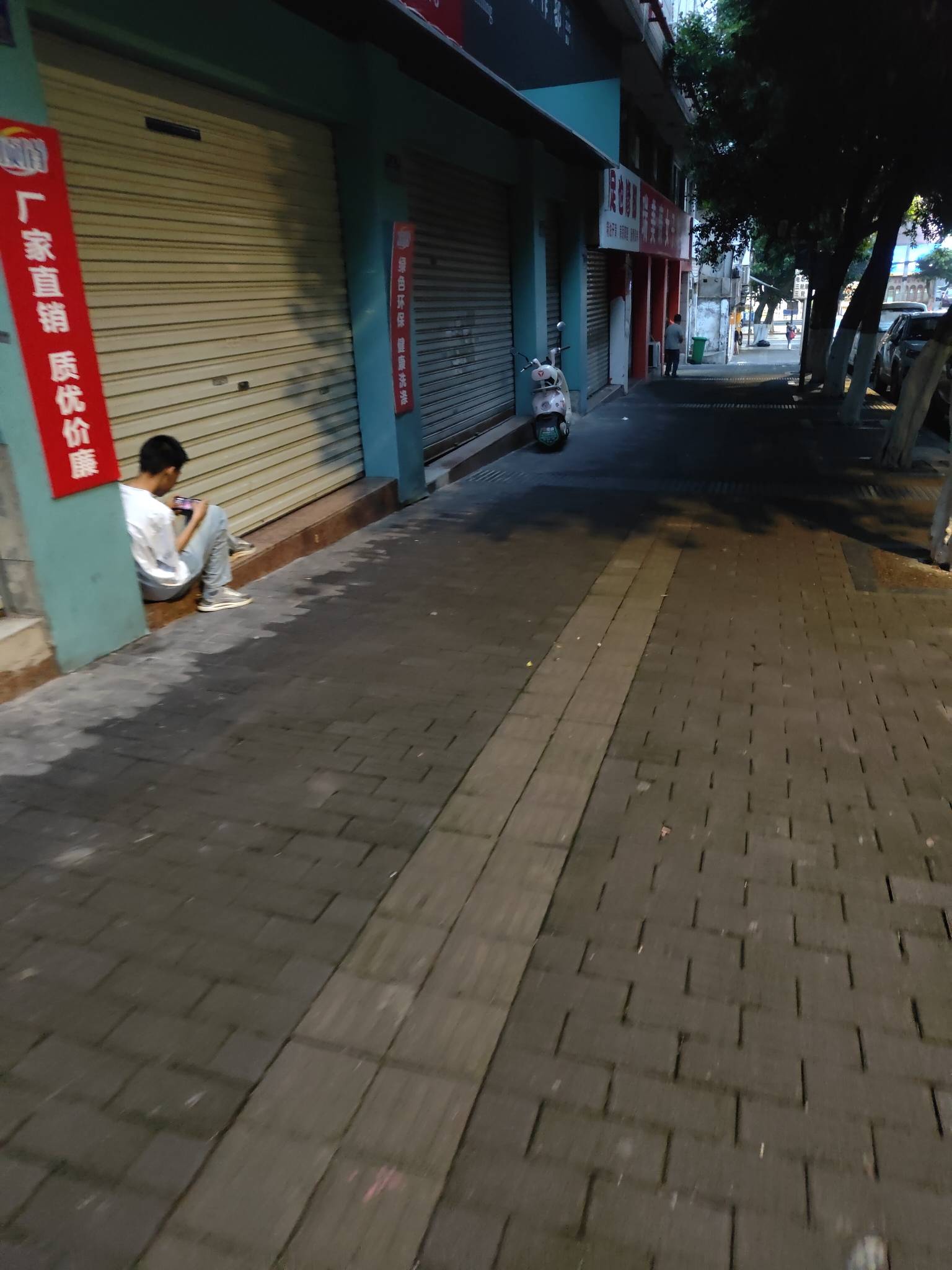 这是哪位老哥

1 / 作者:出来打我 / 