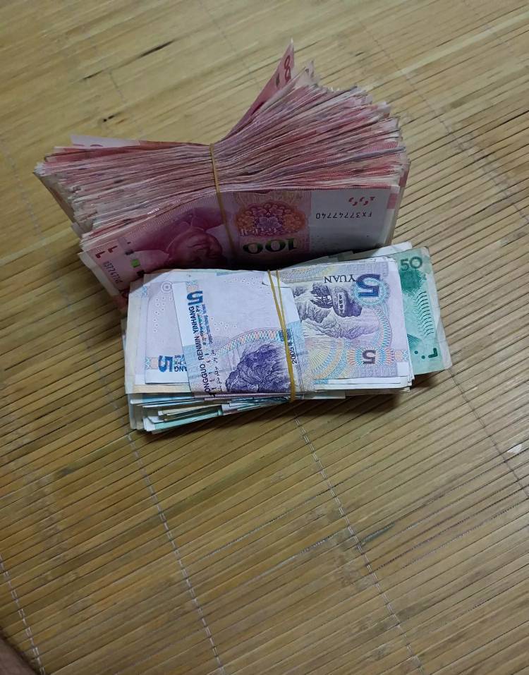 k豆子实在是卖不出去啊，卖了几天了一毛都没有卖出去，忍不住了

9 / 作者:老哥帮老哥★ / 