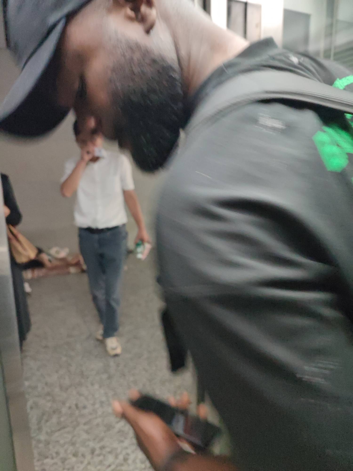 有点慌，还剩一百随便选了个地方恒心进厂改变，宁波站到了出来南广场两眼茫茫，去哪里37 / 作者:恭喜gg / 