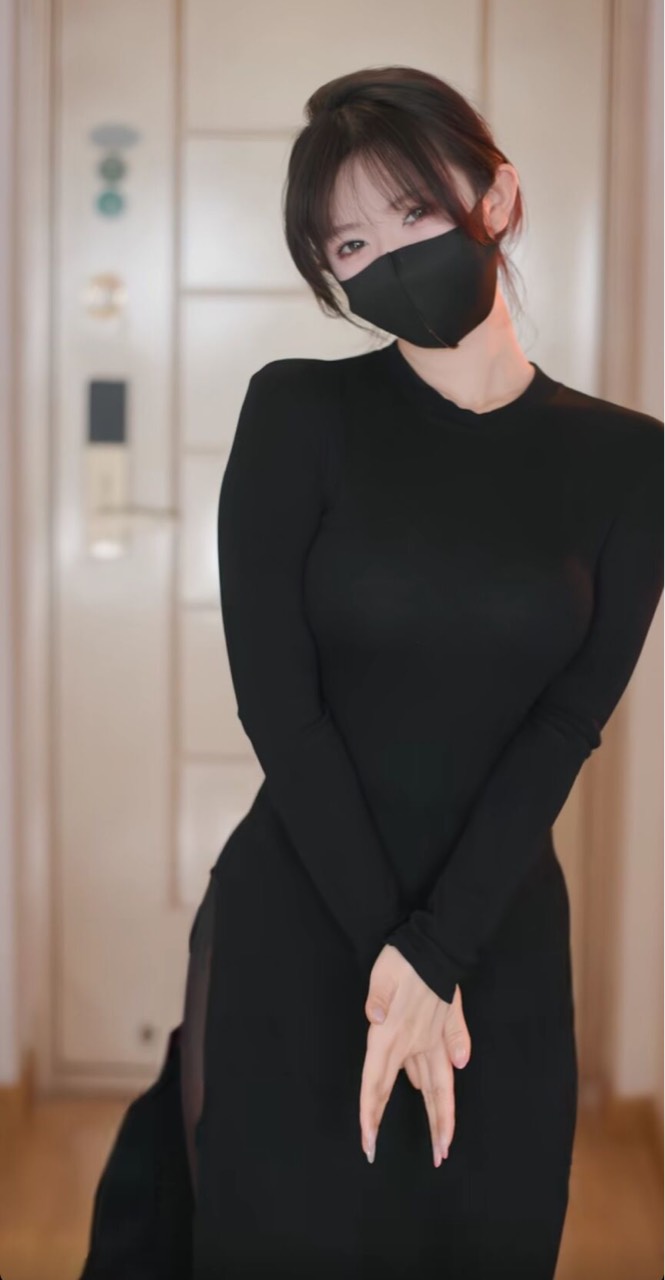 荒你回来啊，荒你在哪里？听到我的呼唤了吗！荒：在！我一直都在！

4 / 作者:x567 / 