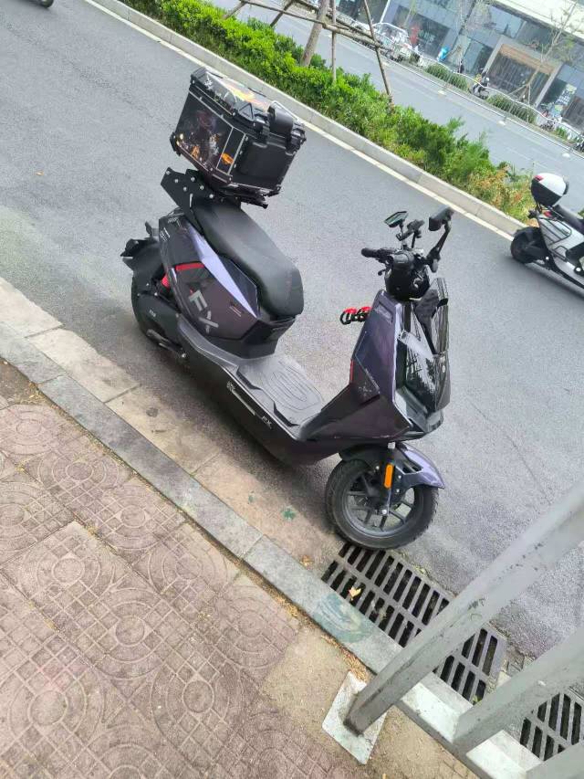 众包仔们  你们是怎么规避红灯跟超速的？  传授点啊  加了一对一小队还是会封号



17 / 作者:八十万禁片教头 / 