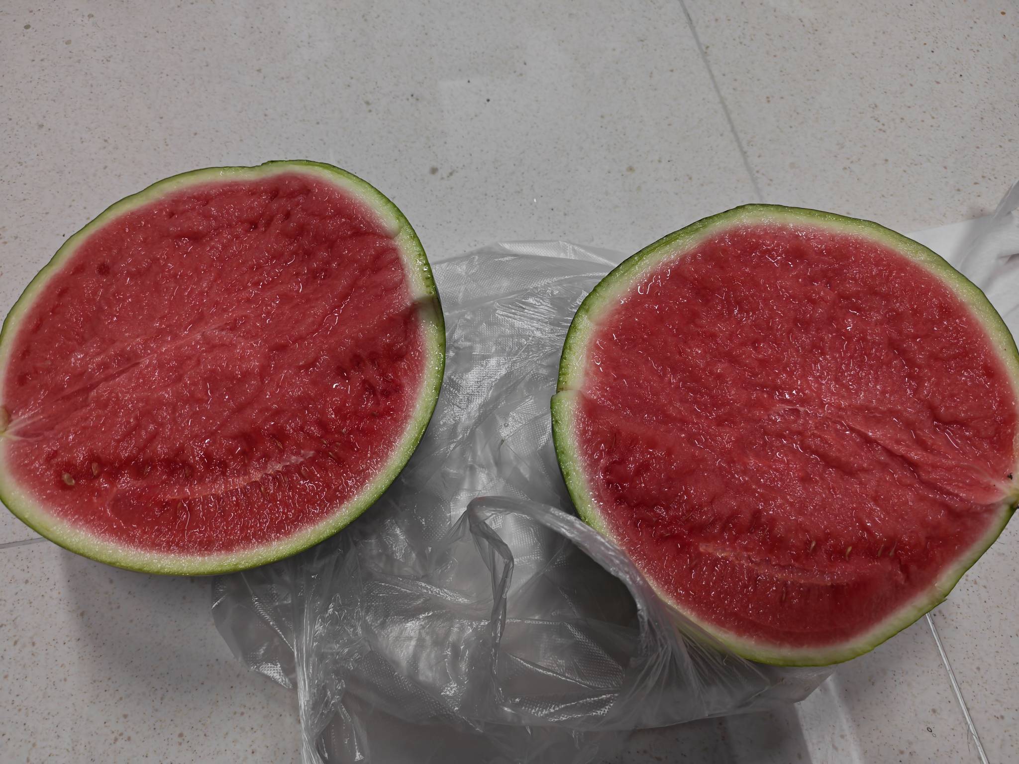 老哥们，昆昆没水了吗。京东3-3  7全是10

39 / 作者:老哥外卖 / 