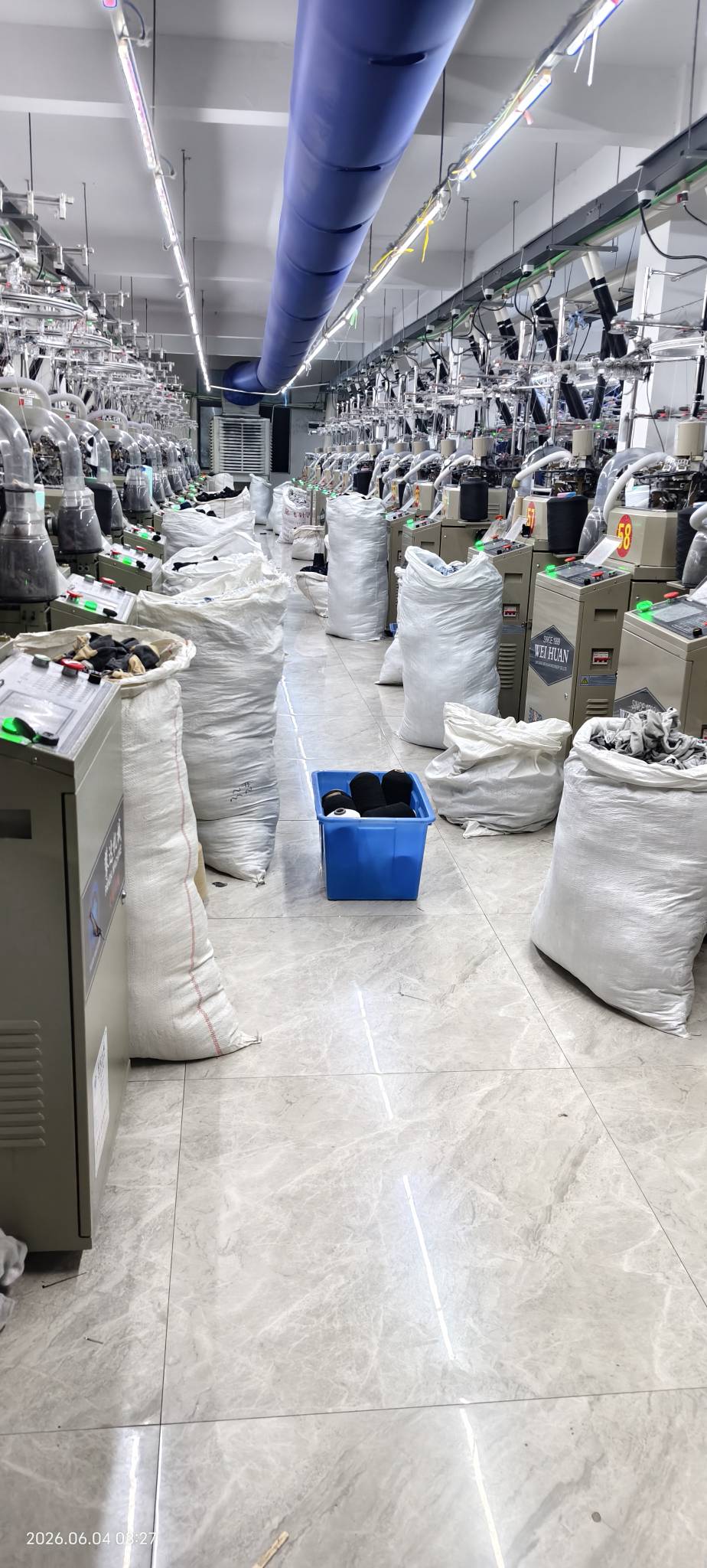特么的，这个厂有毒。好痒，一天12小时。一人看30台机器，忙的奥特曼都要闪红灯。


89 / 作者:逼两拳皇 / 