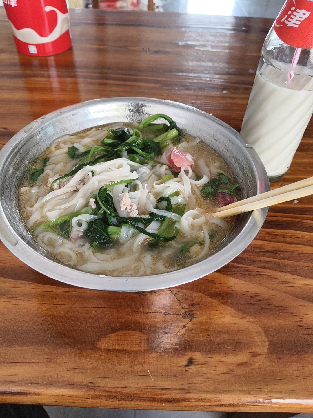 老哥们，老板做得粉咸了，你们会不会跟老板说，还是说下次再也不如那家店了

0 / 作者:苏幼晴 / 