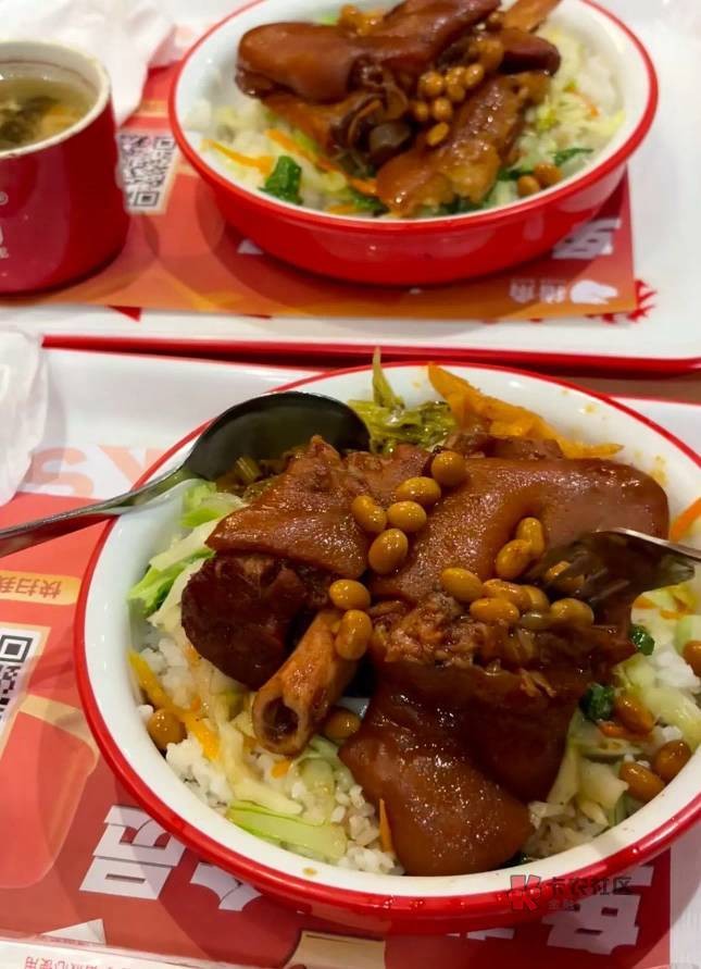 天天一样，出餐出餐

26 / 作者:来中介 / 