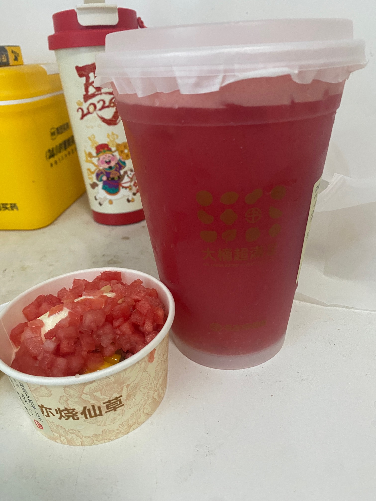 老哥们书亦烧仙草都喝上了吧


6 / 作者:今天作业没毕业 / 