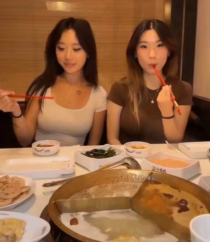 行了老哥们，都挣了几天快钱了，现在该老老实实看广告几毛几毛的挣了吧。

42 / 作者:云祁 / 