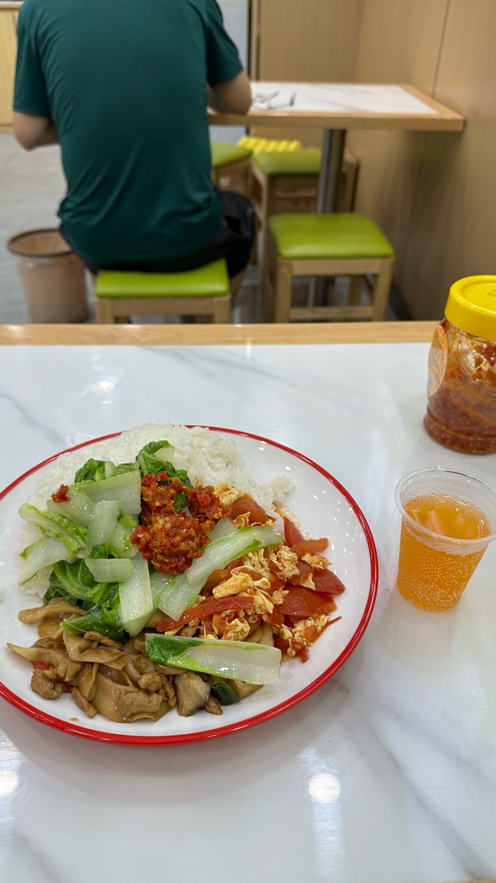 天天没毛，肉都吃不上了

100 / 作者:不知明的靓仔 / 
