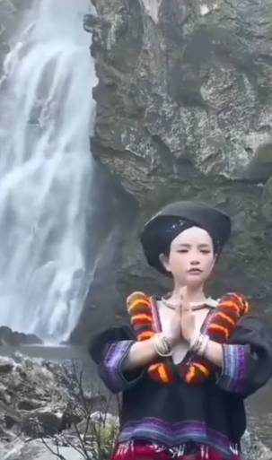 自从玩了大吉发一天吃2顿，飘了以前一天只吃一顿

4 / 作者:河西代言人 / 