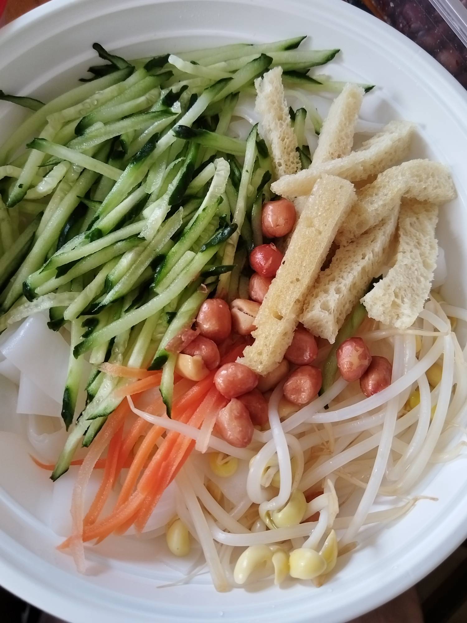 开始吃早餐  吃完睡到中午继续摆烂


41 / 作者:虚幻的世界 / 
