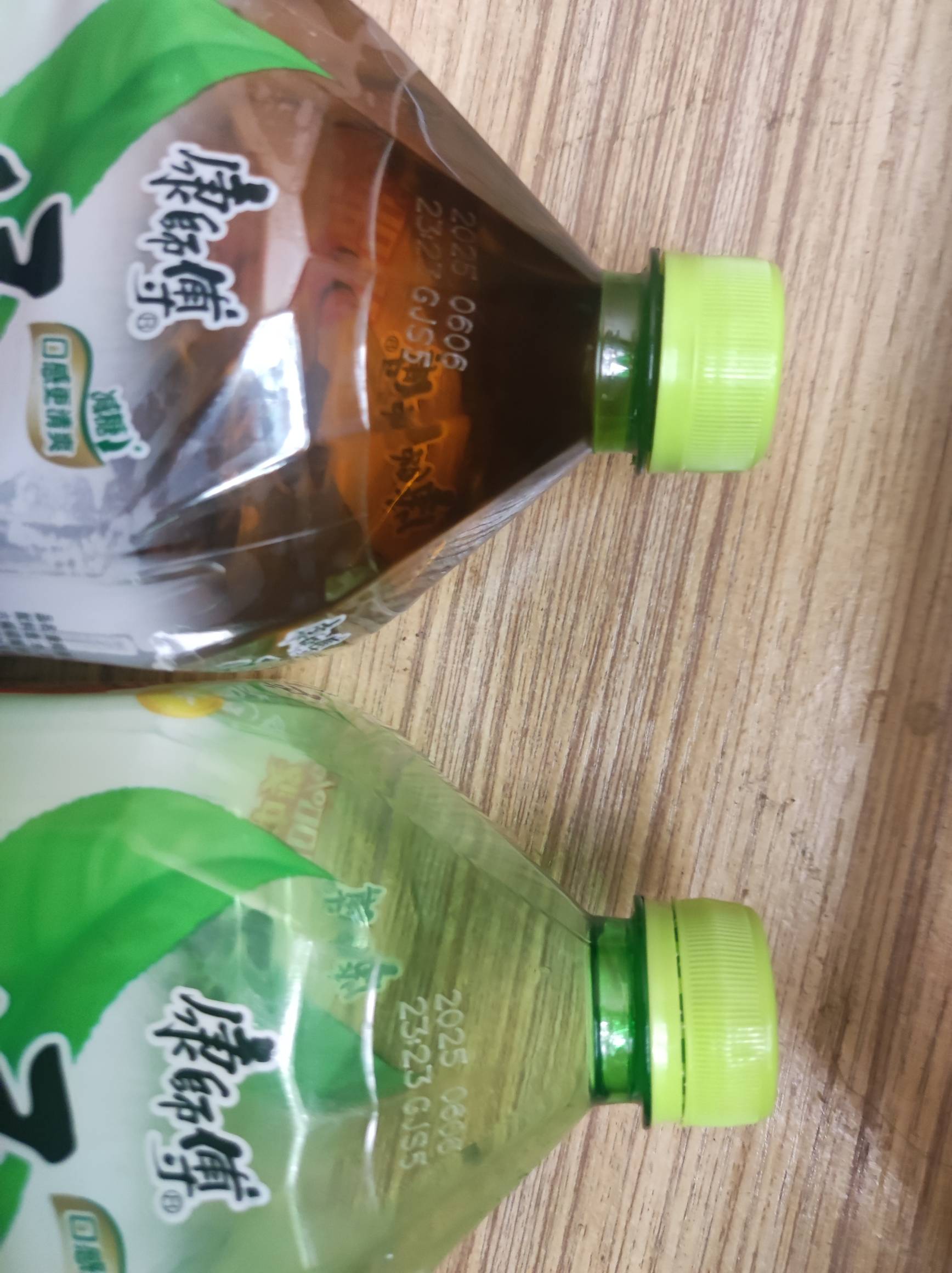 我去兄弟们，买了两瓶绿茶，喝完一瓶了才发现是过期的。。。

61 / 作者:在广东挣扎 / 
