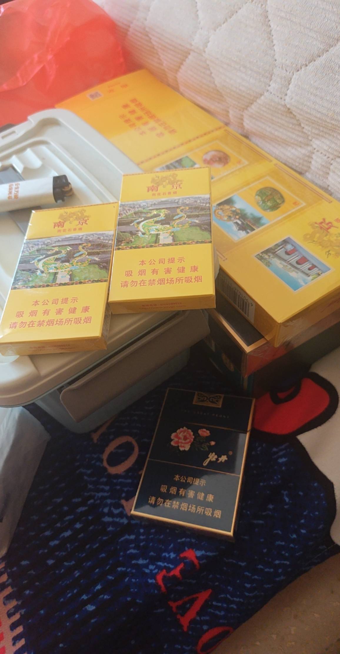 我是不是错过了大毛

94 / 作者:bt响亮cq的时候 / 