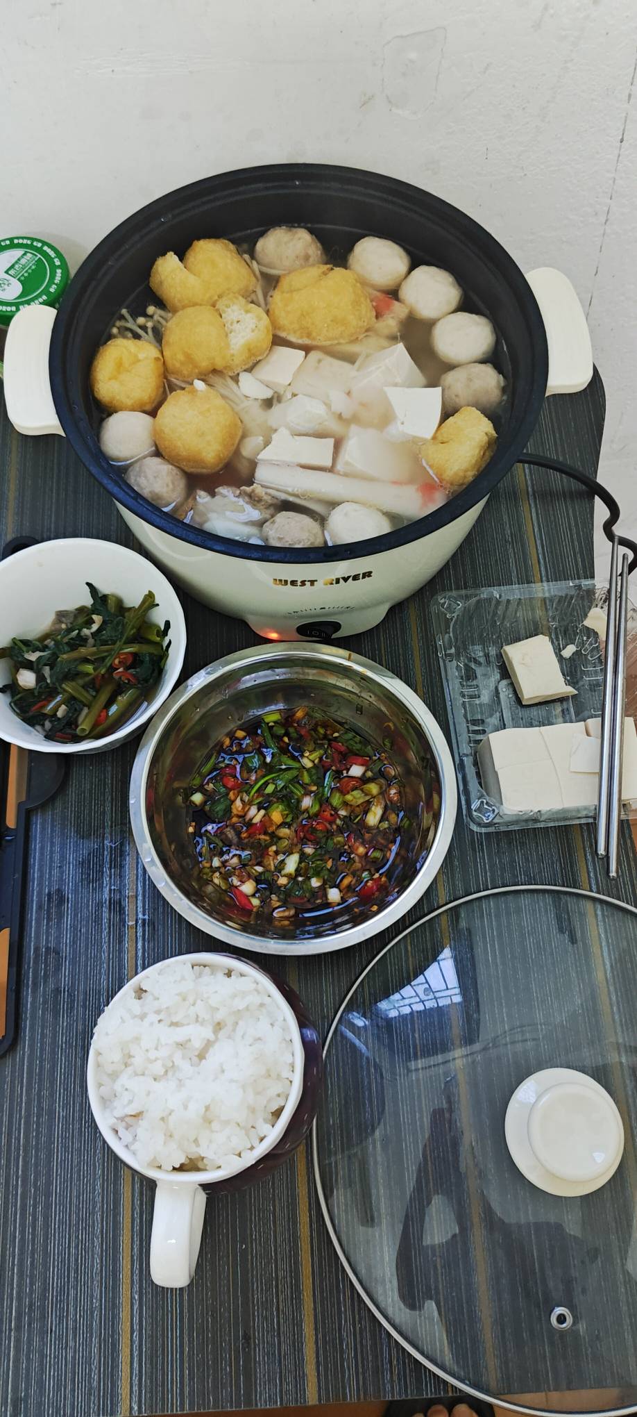 吃上挂壁饭了老哥们

46 / 作者:挂币仔 / 