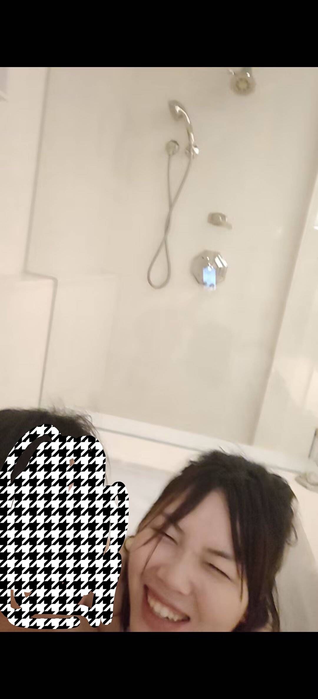 玛德，42岁大叔还失恋，被00小女友抛弃了

16 / 作者:人参娃娃1 / 