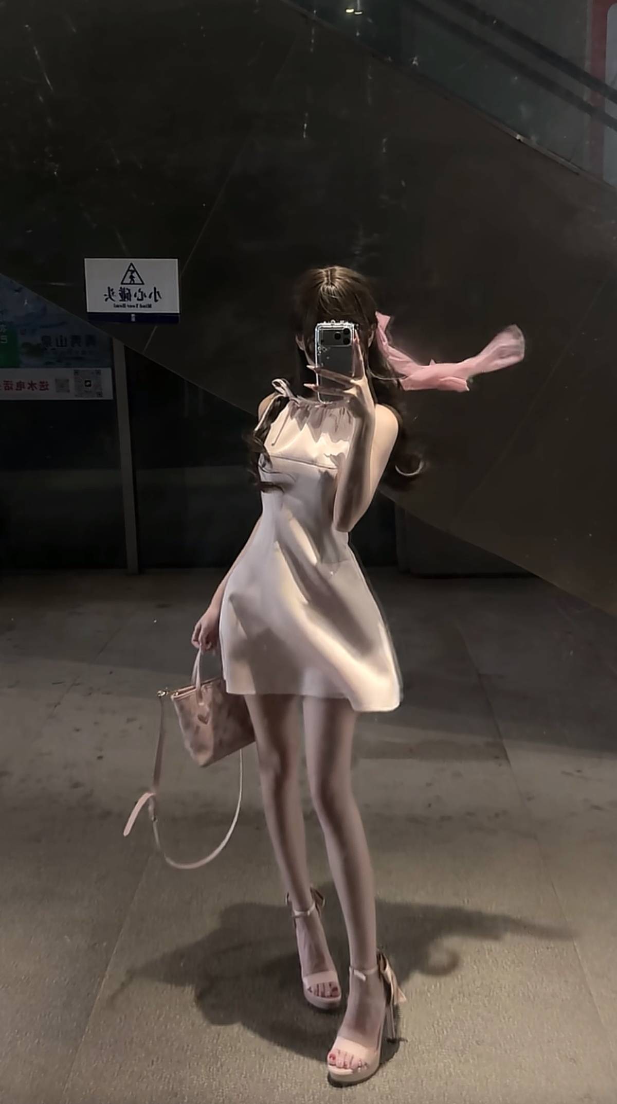 老哥萌为啥广子会给我们钱？

72 / 作者:凤鸣 / 