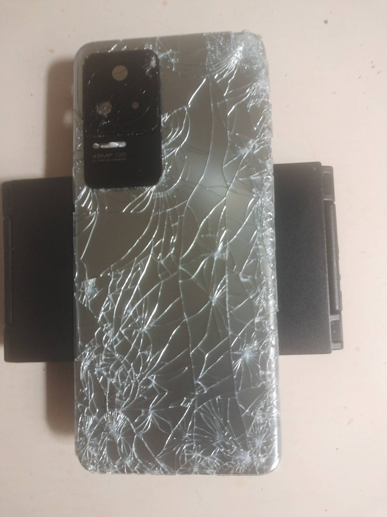 历经一个半小时搞定，很丝滑，红米k50重生，还有一台挂壁机，过几天也把屏幕换上，感38 / 作者:2026双喜临门 / 
