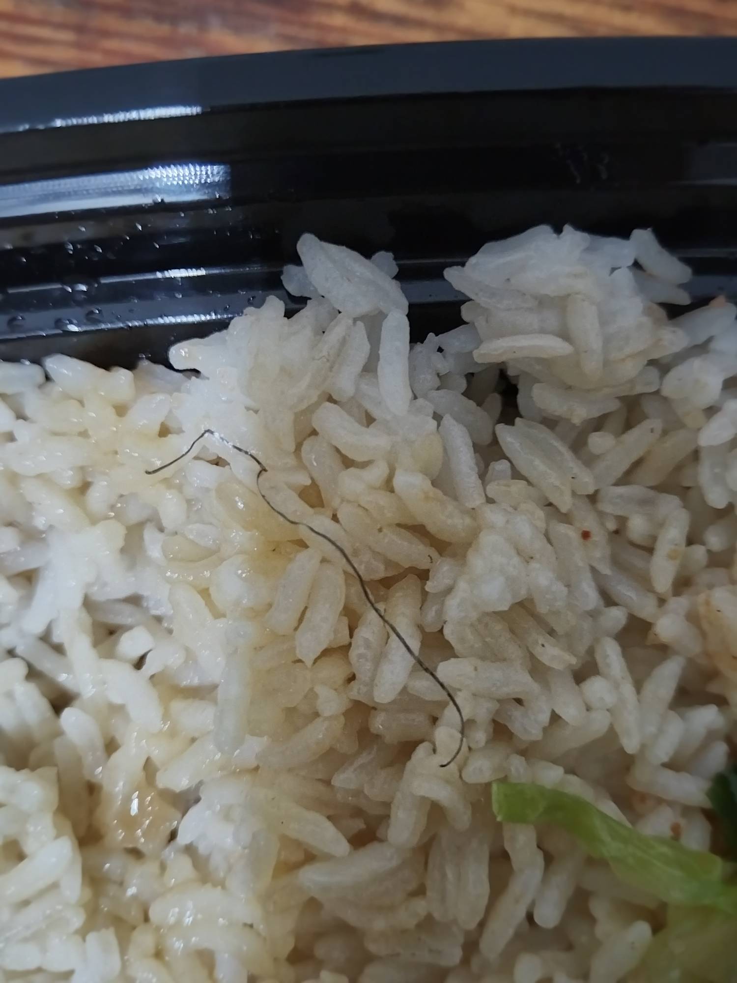 在小美吃到个铁丝你们怎么处理的？

87 / 作者:虚幻的世界 / 