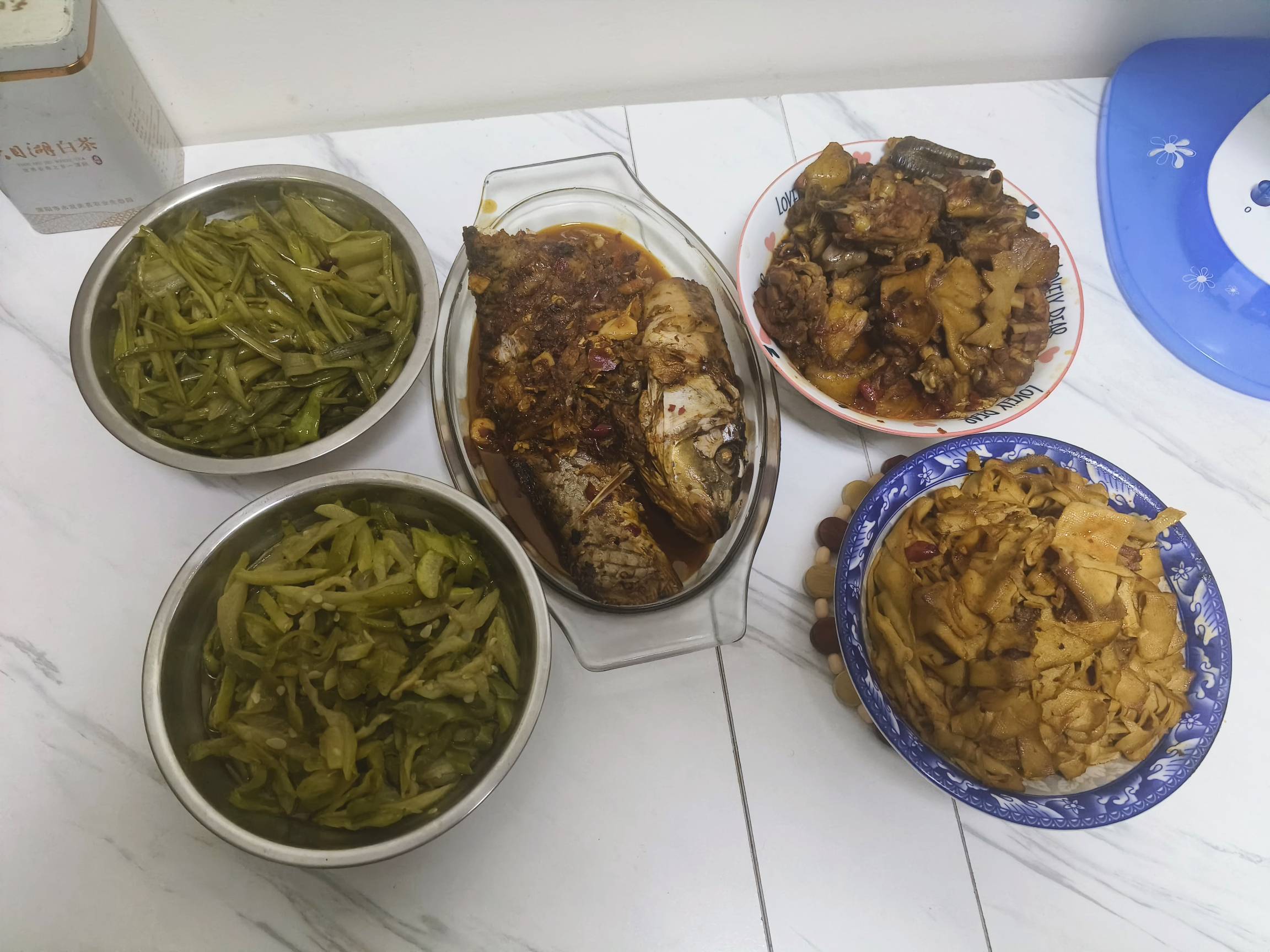 老哥们，吃饭了

15 / 作者:afree33 / 