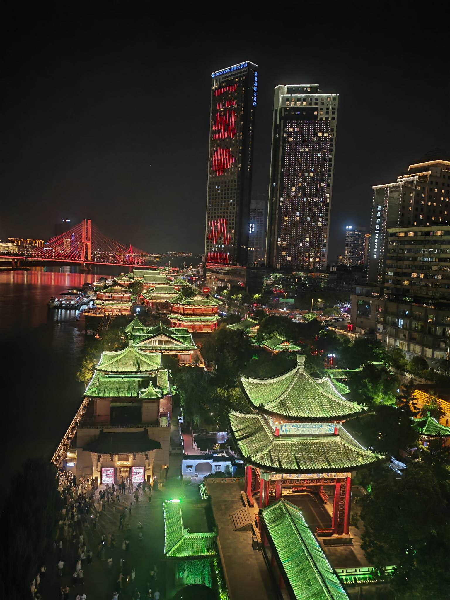 不d的日子真好，陪家人旅旅游，看看滕王阁


27 / 作者:金牌讲师大司马 / 