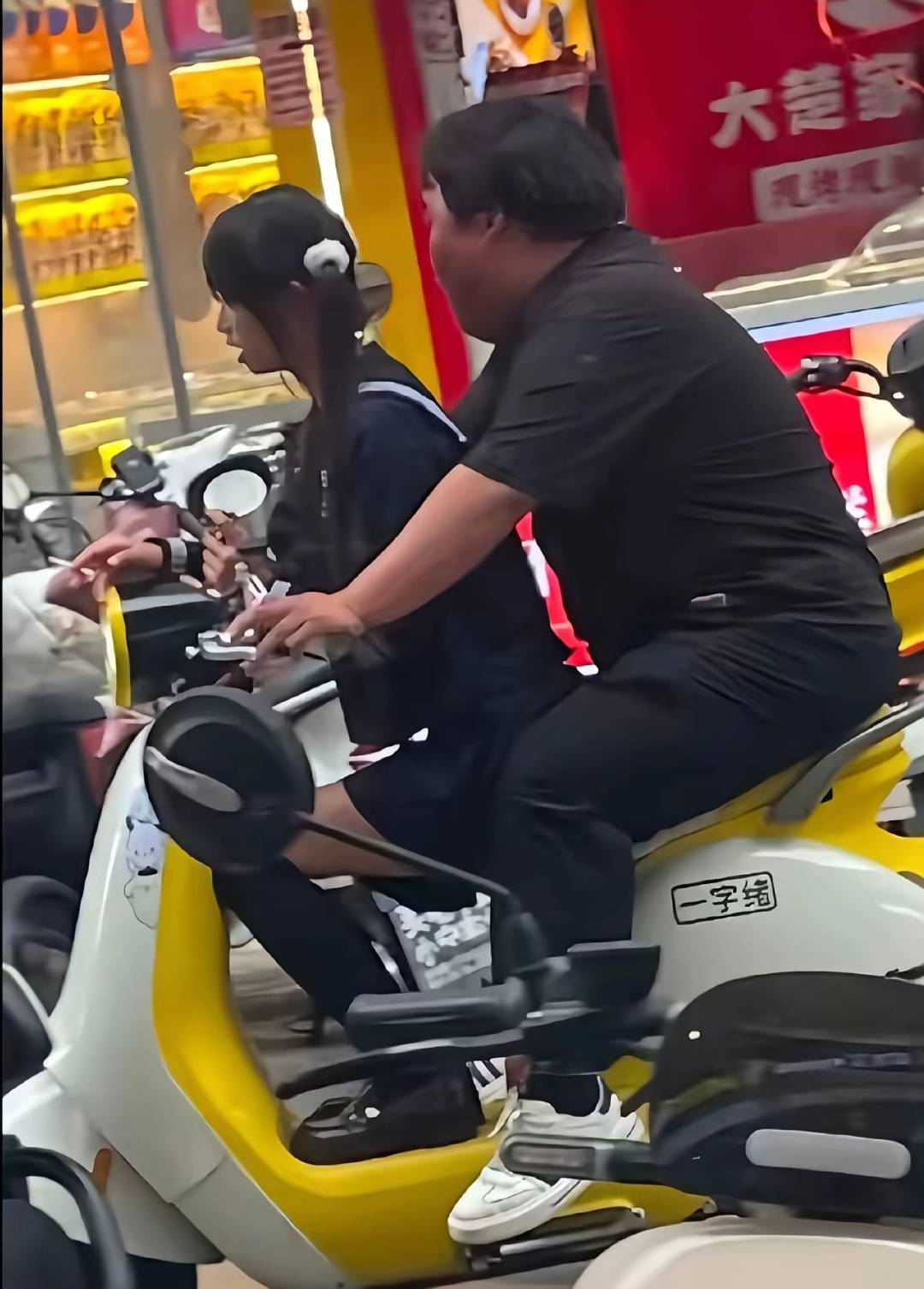 老哥们站起来吧，觉得你没有它强吗？

87 / 作者:虚幻的世界 / 